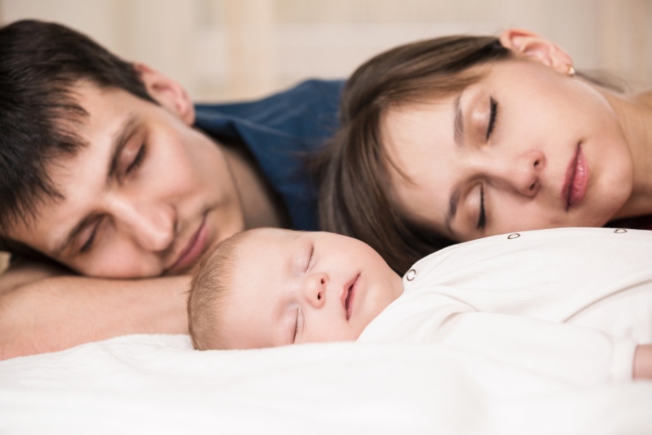 Совместный сон с родителями может стать причиной свдс в исключительных случаях