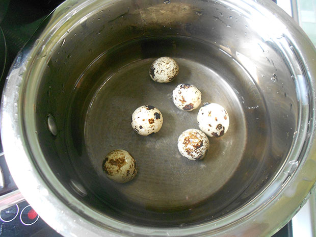 как варить перепелиные яйца