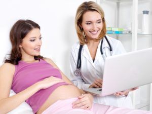 Для профилактики пневмонии у ребенка беременным женщинам стоит следить за своим здоровьем