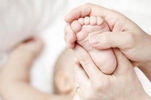 3 месяца ребенку развитие и игры массаж