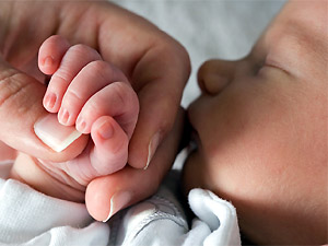 Рождение крупного ребенка повышает риск развития онкологии у женщины